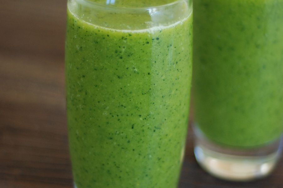Yeşil Ananas-Ispanak Smoothie